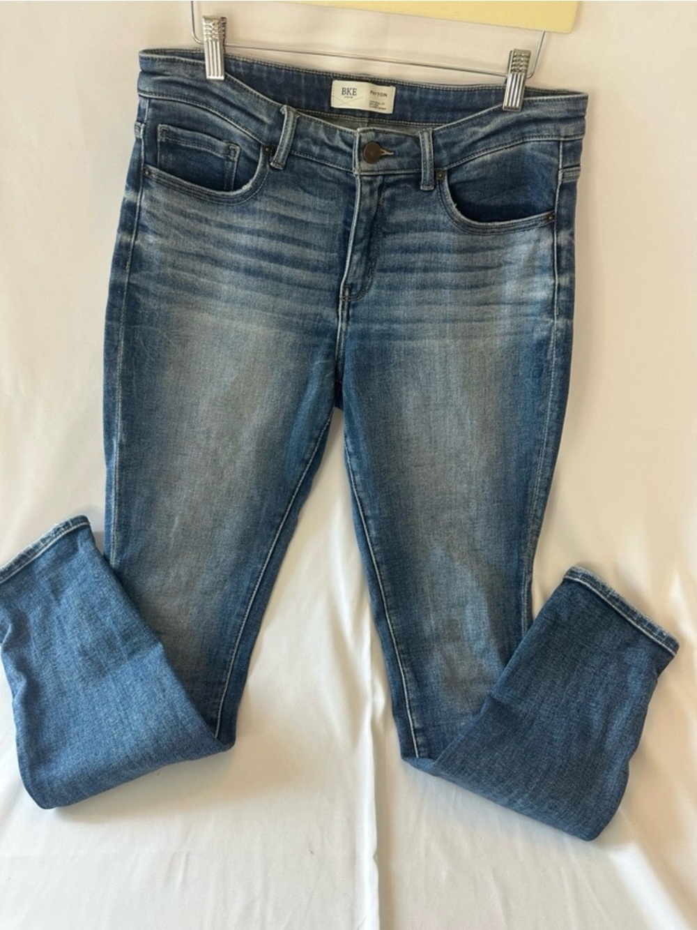 BKE Women’s Skinny Jeans in Faded Indigo